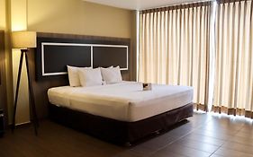 Rado Hotel - Santa María